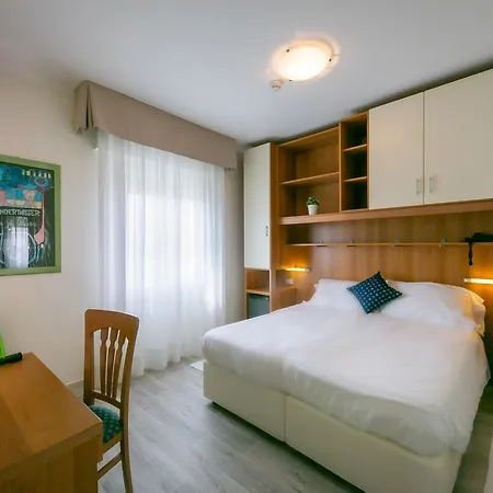 Verona Hotel 3*