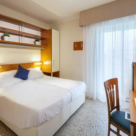 Verona Hotel 3*